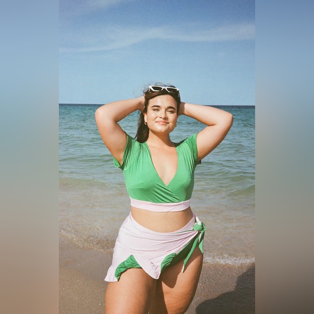 BFF Bikini Top - Alpine Butterfly Swim in Green/Pink Size 1XL